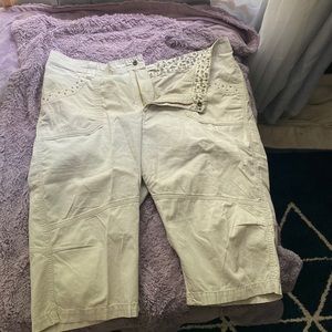 Women’s Capri